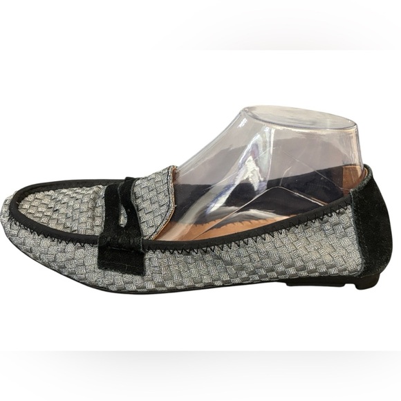 Bernie Mev Slipon Loafers Flats Shoes Size 37/6.5 Silver Metallic Black Comfort - Picture 6 of 10